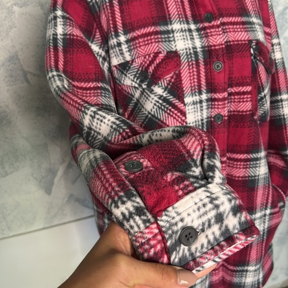 Soho Threads Pink Plaid White Sherpa size M - Picture 2 of 9